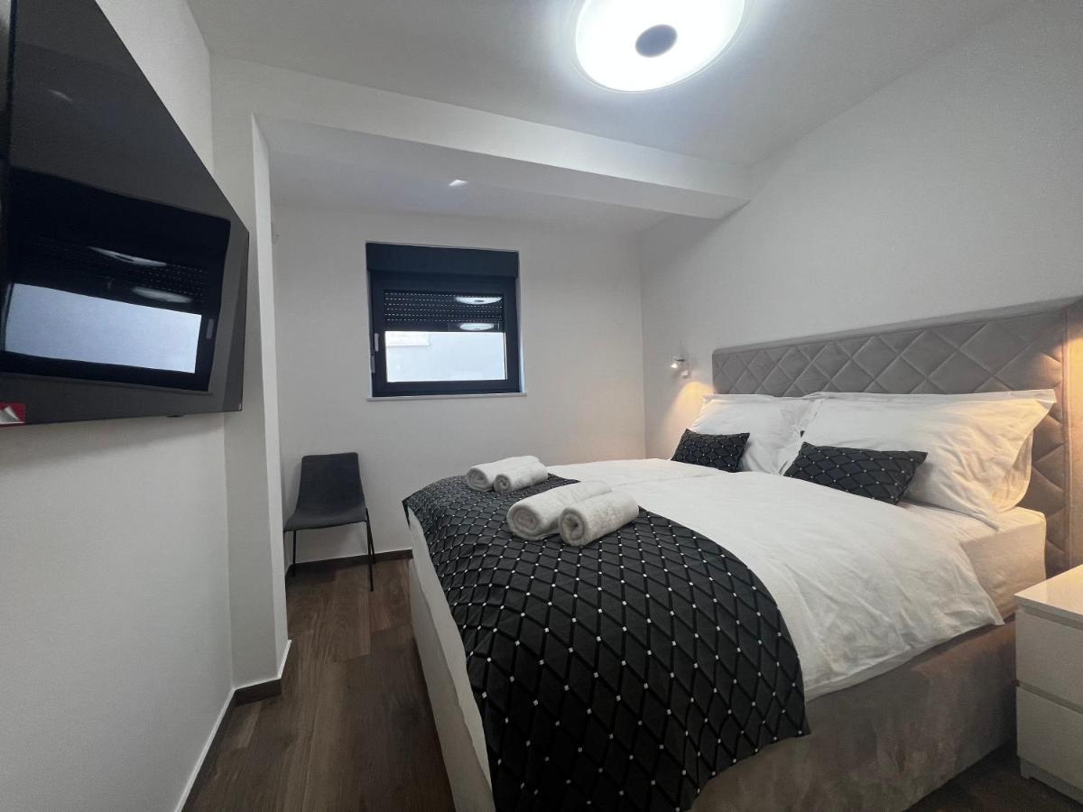 White Pearl Apartments - New Grebastica Exterior photo